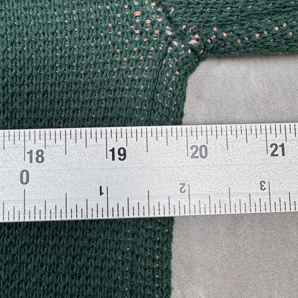 Green Triangle Pattern Cardigan Sweater - Picture 5 of 7